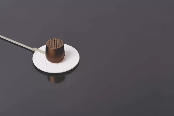LEXON Audio / Réveils / Photo^Enceinte Bluetooth Mino + Bronze