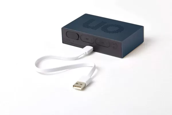 LEXON Audio / Réveils / Photo^R Veil Flip Premium - Bleu